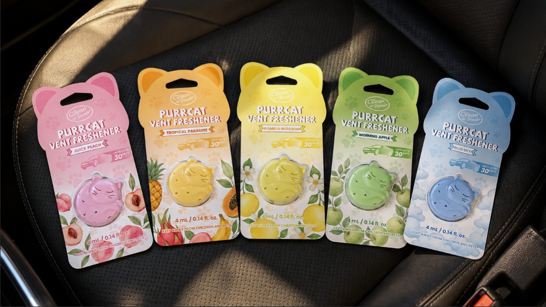 Cat-shaped Vent Freshener For Car Air Vents, 4 ml / 0.13 fl oz Video Introduction